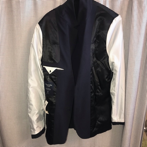 Abercrombie &Fitch Premium Tailored Blazer - Picture 3 of 6
